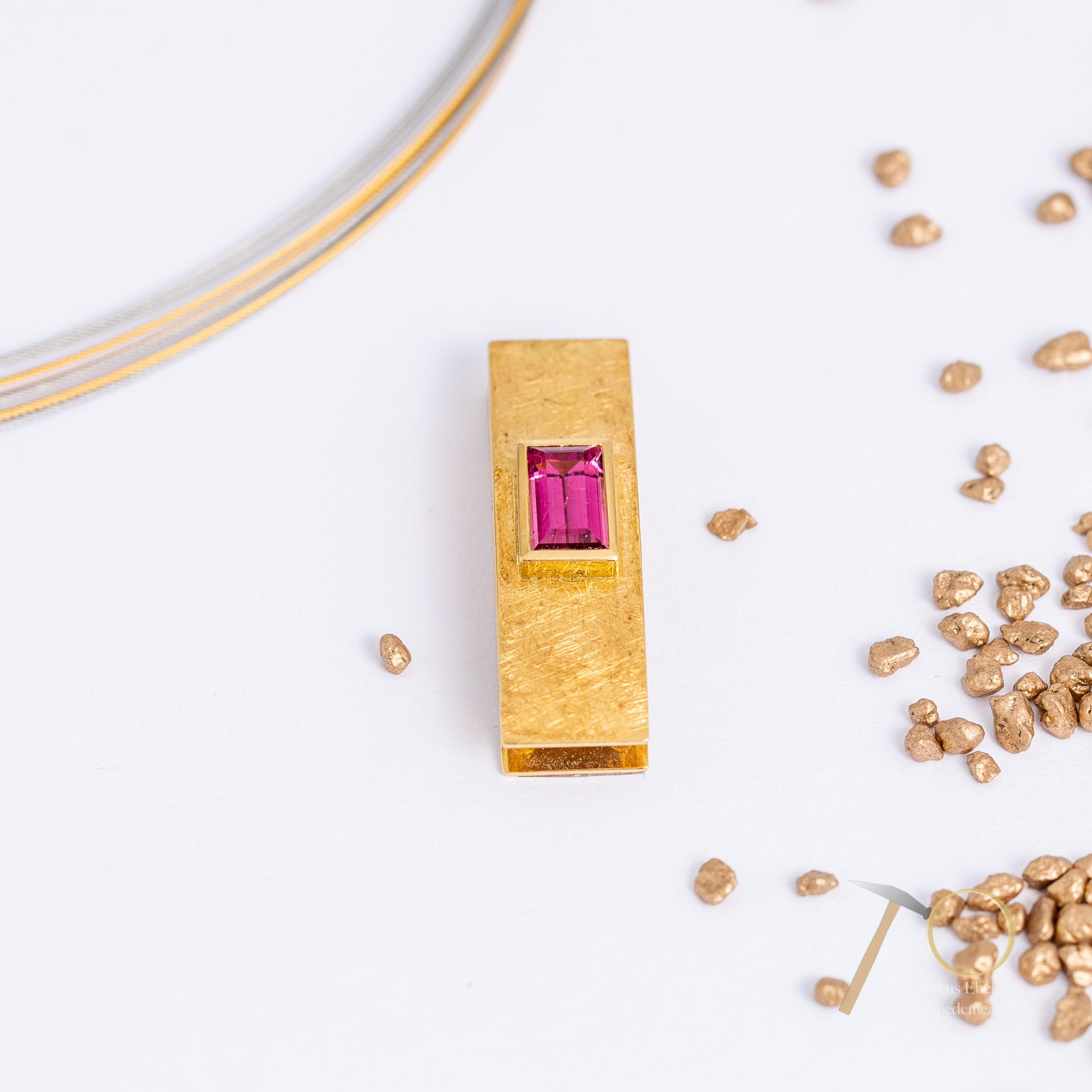 Anhänger Gelbgold mit facettiertem Turmalin Anhänger Gelbgold mit facettiertem Turmalin